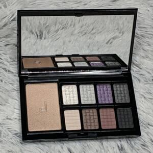 Doucce Freematic Pro Palette - Size O/S - NIP